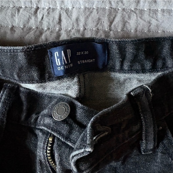 🖤GAP Straight Fit Jeans — Size 32x30 | Charcoal Black Denim - Picture 3 of 5